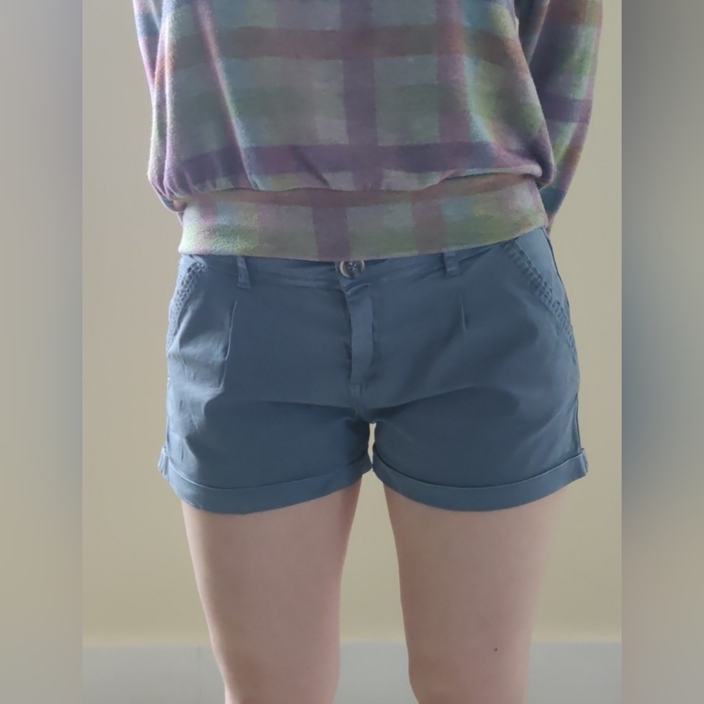 Short Shorts, size Small